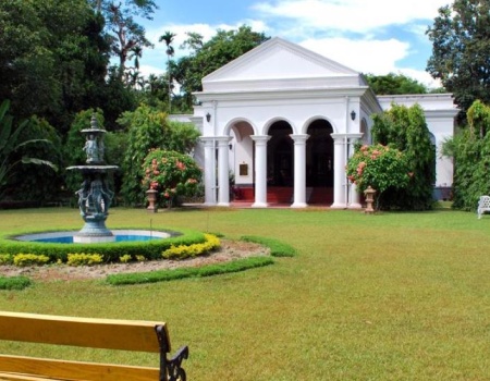 THENGAL MANOR